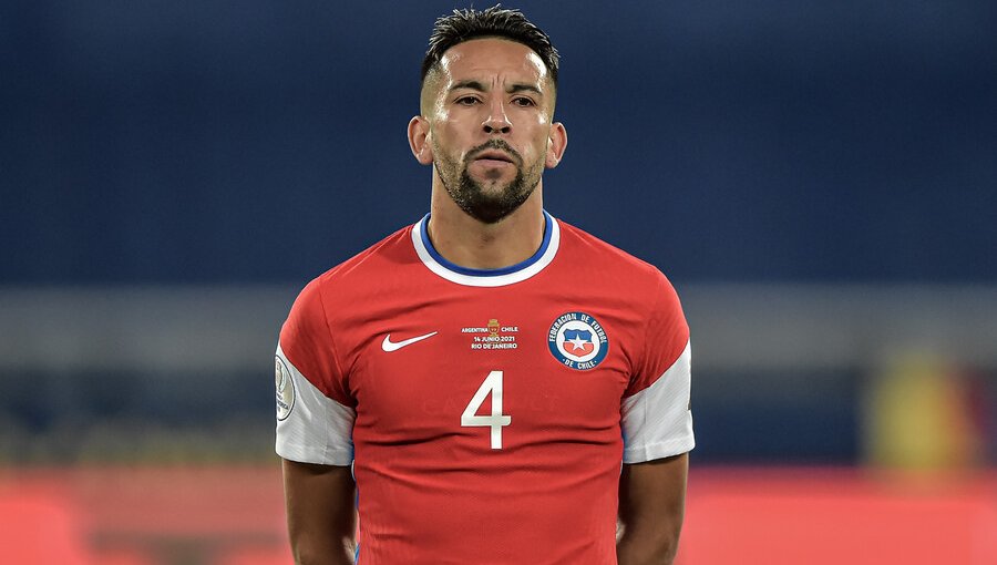 Mauricio Isla fue incluido en el equipo ideal de la Copa América conformado por la Conmebol