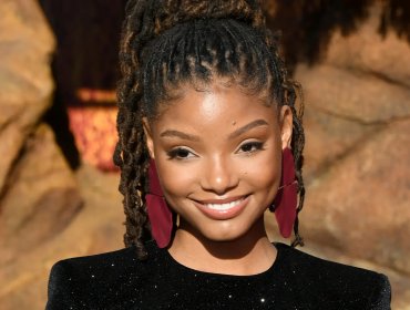 Halle Bailey comparte la primera imagen de ella como Ariel, para live-action de "La Sirenita"