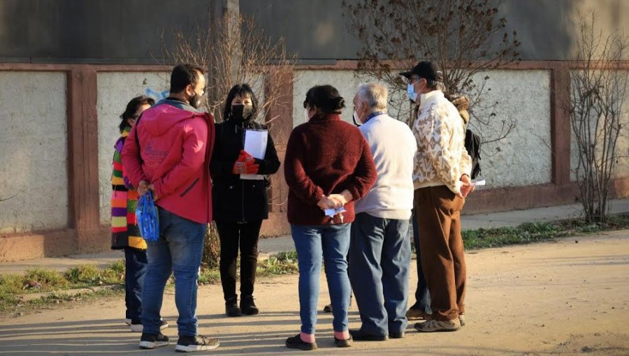 Denuncian que malos olores afectan a medio centenar de familias de población de Villa Alemana