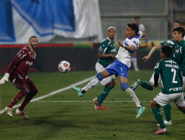 La UC cayó con polémico penal ante Palmeiras por la ida de octavos de Copa Libertadores