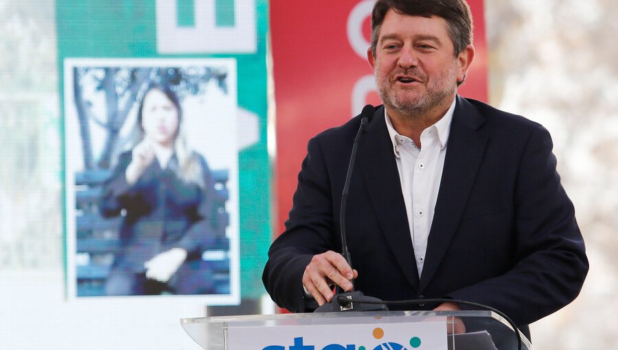 Claudio Orrego asumió como Gobernador de la región Metropolitana: "No podemos soñar nada menos que una región justa y digna para todos"