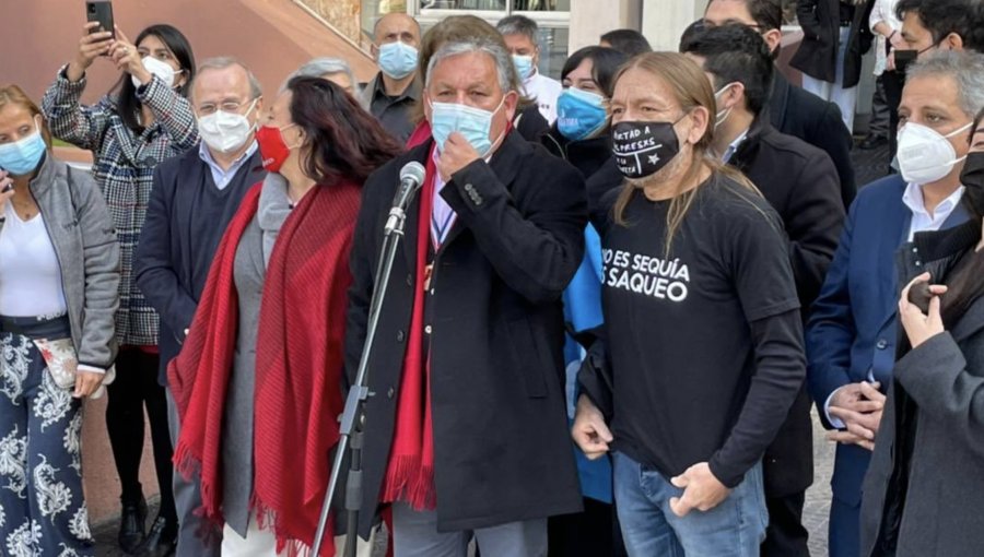 Gobernador Rodrigo Mundaca: "Hoy tenemos una posibilidad histórica de colocar en nuestra centralidad la vida digna y humana"