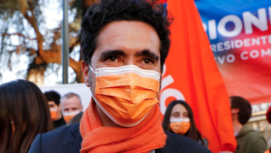 Ignacio Briones afirmó en su cierre de campaña que dará "la gran sorpresa" en las primarias presidenciales