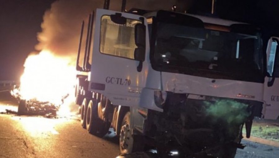 Dos personas mueren calcinadas tras accidente vehicular en la Ruta de la Madera del Biobío