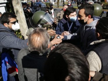 Reportan dos civiles y un policía herido por manifestaciones en Embajada de Cuba