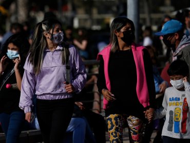 Turistas repletaron las playas y paseos costeros de Viña del Mar: restaurantes también sacaron cuentas alegres