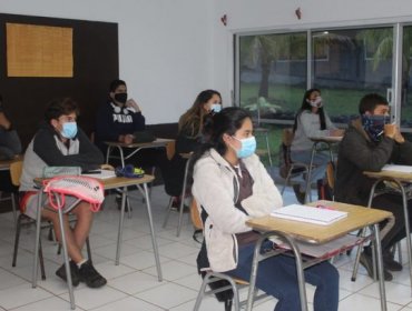 Mineduc presentó protocolo para retorno a clases presenciales en educación superior: mascarillas, distanciamiento y ventilación