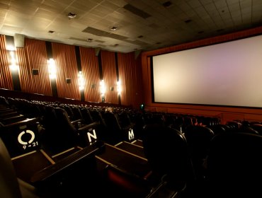 Salas de cine reabren con acceso exclusivo a personas con Pase de Movilidad