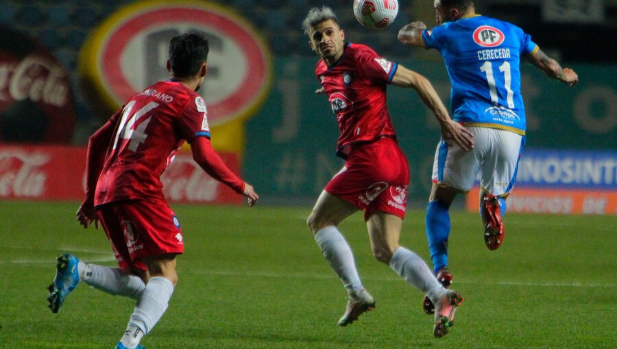 Audax regresa a liderar el Torneo tras empatar en guerra de goles con Huachipato