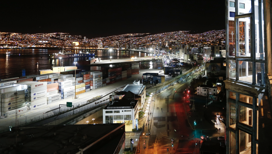 Desde las 0:00 horas comienza a aplicarse el nuevo horario del toque de queda en la región de Valparaíso