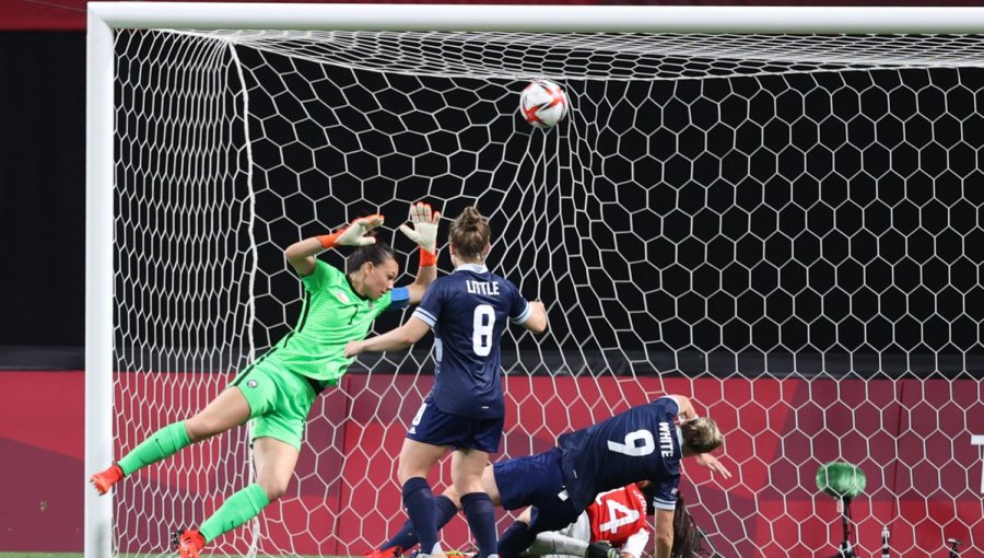 La Roja femenina cayó inapelablemente ante el Reino Unido en su debut olímpico