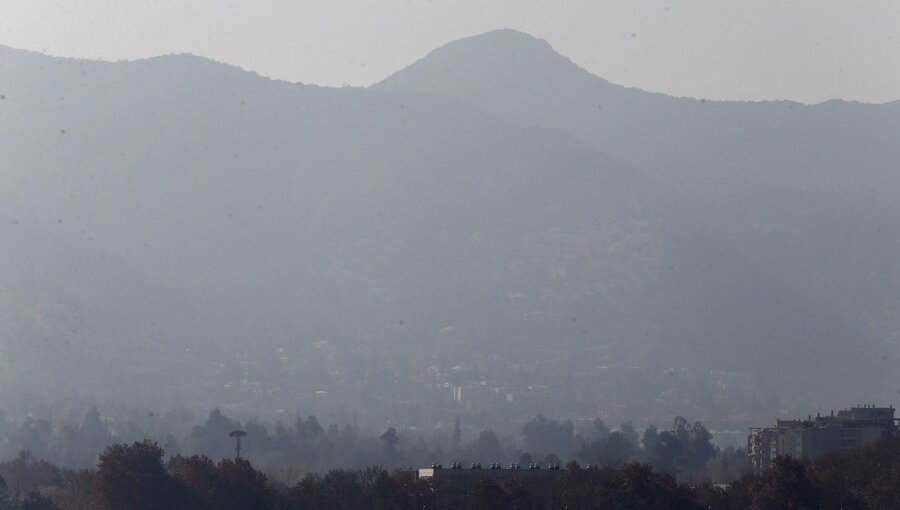 Por las condiciones de ventilación y mala calidad del aire, decretan nueva Preemergencia Ambiental en la región Metropolitana