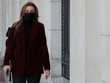 Marcela Cubillos se lanza en picada contra Daniel Matamala: lo acusa de "querer pautear" al oficialismo en la Convención