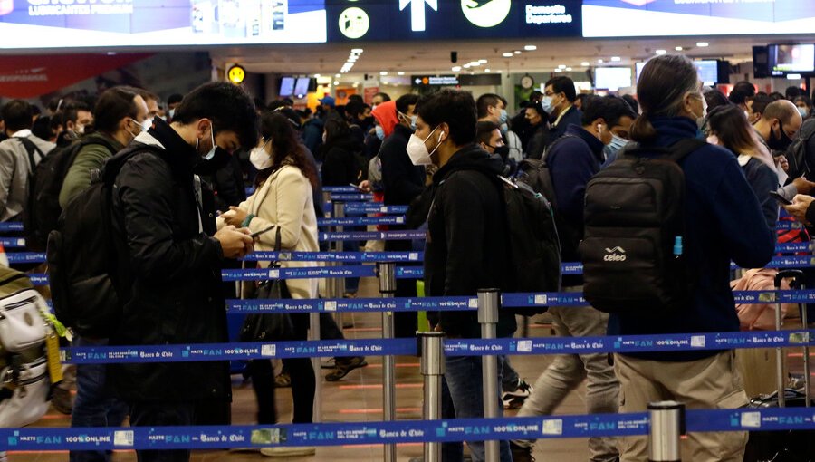 Se reabrieron las fronteras en Chile: Sólo podrán salir del país personas con su Pase de Movilidad