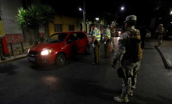 Atacama y Coquimbo se suman a las regiones que retrasan el inicio del toque de queda a las 00:00 horas