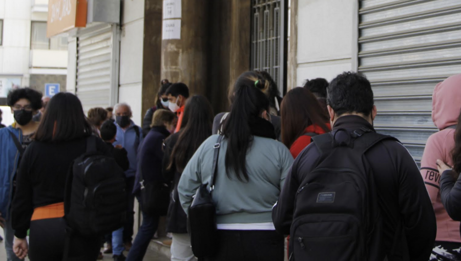 Presentan oficio ante el Servicio Nacional del Consumidor por extensas filas en Banco Estado