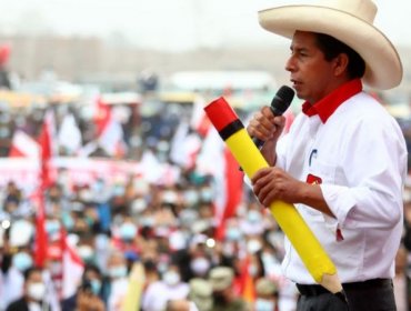 Los cuatro mayores desafíos que Pedro Castillo tiene por delante como presidente de Perú