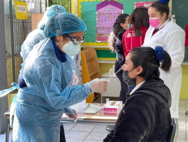 Robustecen estrategia de testeos de antígenos menos invasivos en colegios de la región de Valparaíso
