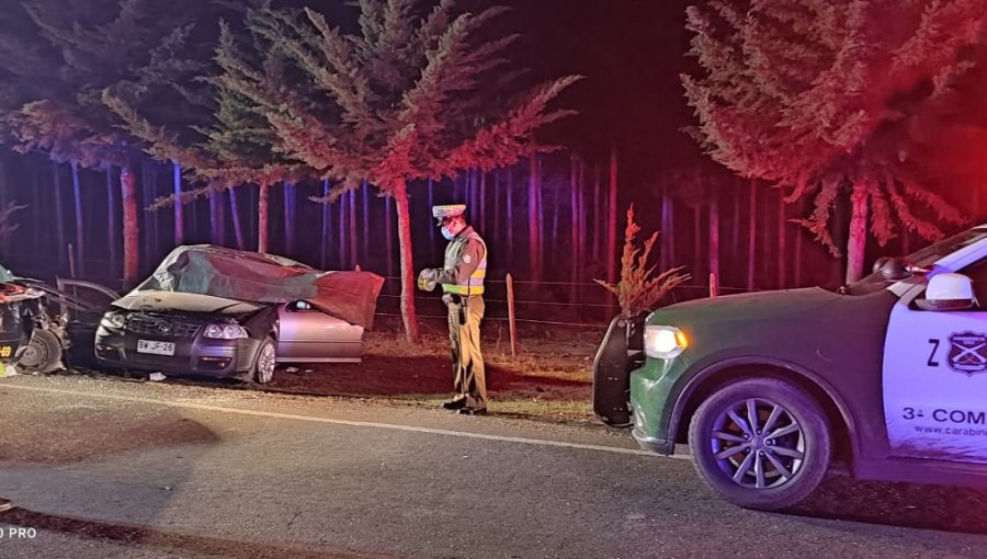 Colisión frontal entre dos vehículos deja tres fallecidos en Pichilemu: dos eran adultos mayores