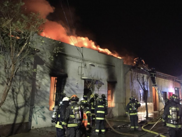 Seis personas mayores murieron calcinadas en incendio que afectó a hogar de acogida en San Felipe