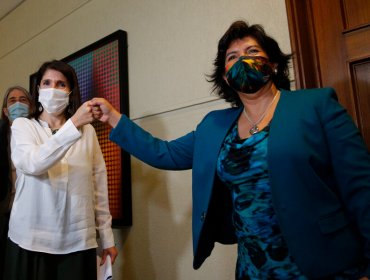 Paula Narváez y Yasna Provoste se enfrentan en primer debate televisado de Unidad Constituyente