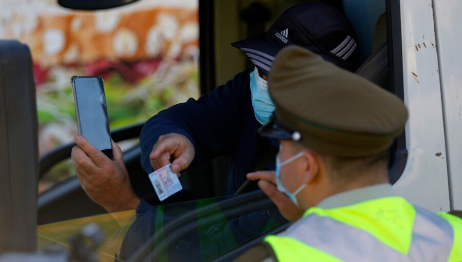 Sólo 6.680 permisos de desplazamiento se entregaron durante las últimas 24 horas en Chile