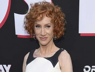 La actriz y comediante estadounidense Kathy Griffin reveló que padece cáncer de pulmón