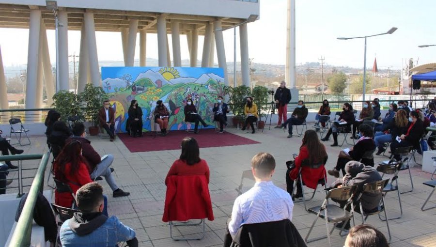 Villa Alemana celebra la primera mesa de Género, Diversidad y Disidencias Sexuales para un quehacer vinculante entre municipio y organizaciones sociales