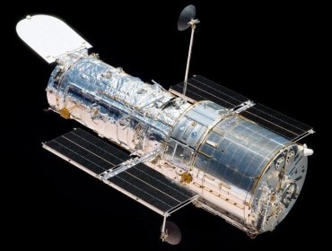 La espectacular "guerra de las galaxias hermanas" que captó el telescopio Hubble