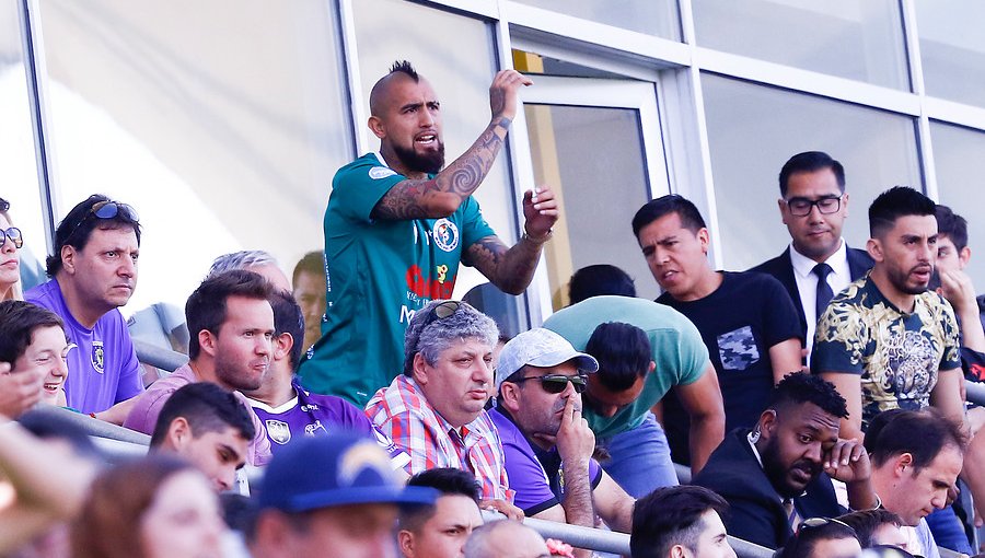 Arturo Vidal confiesa que volverá a Colo-Colo, pero que se retirara en Rodelindo Román