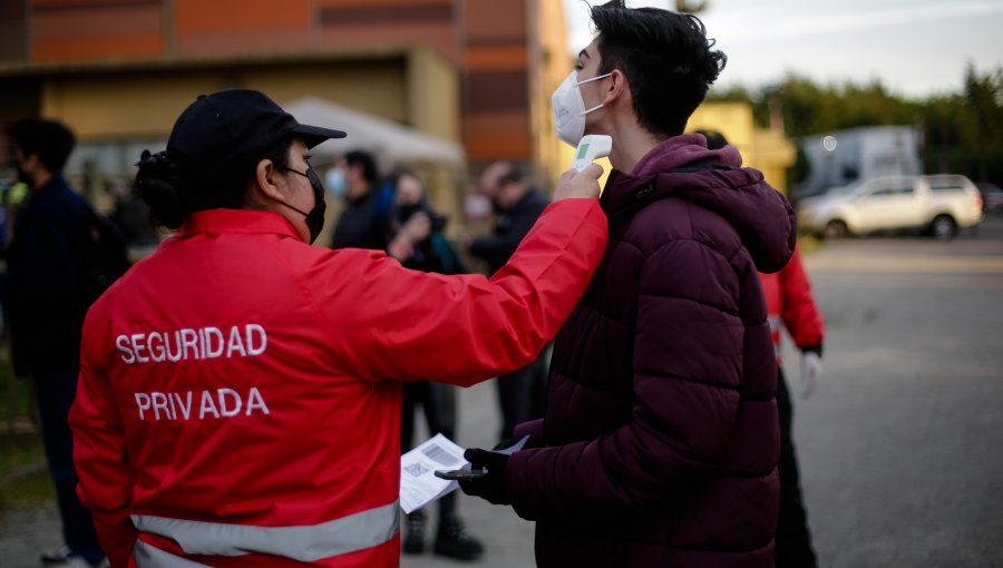 Primer concierto en pandemia: Seremi evitó el ingreso de nueve personas