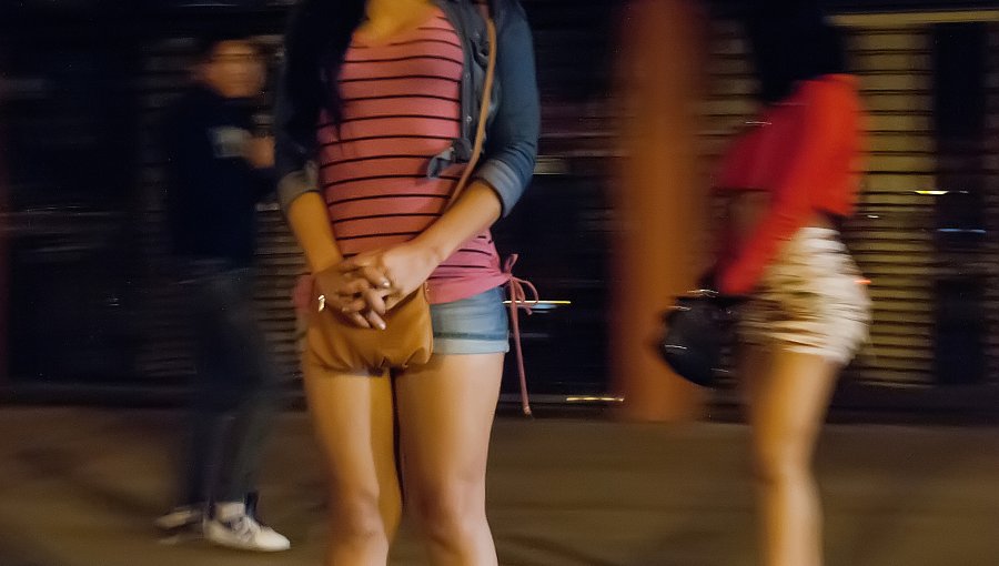 Cae banda que ingresaba al país extranjeras para ejercer la prostitución