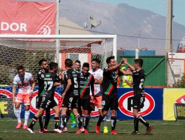 Cobresal sale de los puestos de descenso tras derrotar a Cobresal en un duelo sin VAR