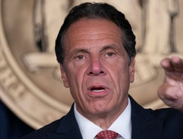 Gobernador de Nueva York renuncia tras acusaciones de acoso sexual en su contra