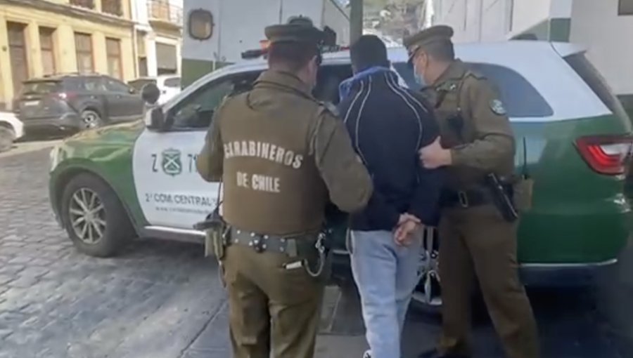 Capturan a sujeto que tenía una orden de arresto pendiente por homicidio en Valparaíso
