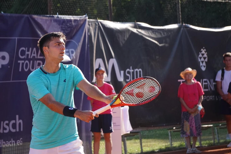 Tomás Barrios venció al primer sembrado y avanzó a la semifinal del Challenger de Meerbusch