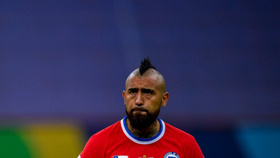 Arturo Vidal asumirá de su bolsillo multa por tratar de "payasito" a árbitro Loustau