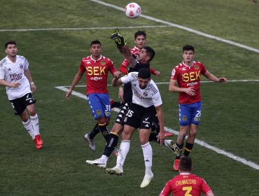 Colo Colo en intenso partido se impuso a Unión Española y escolta al líder del torneo