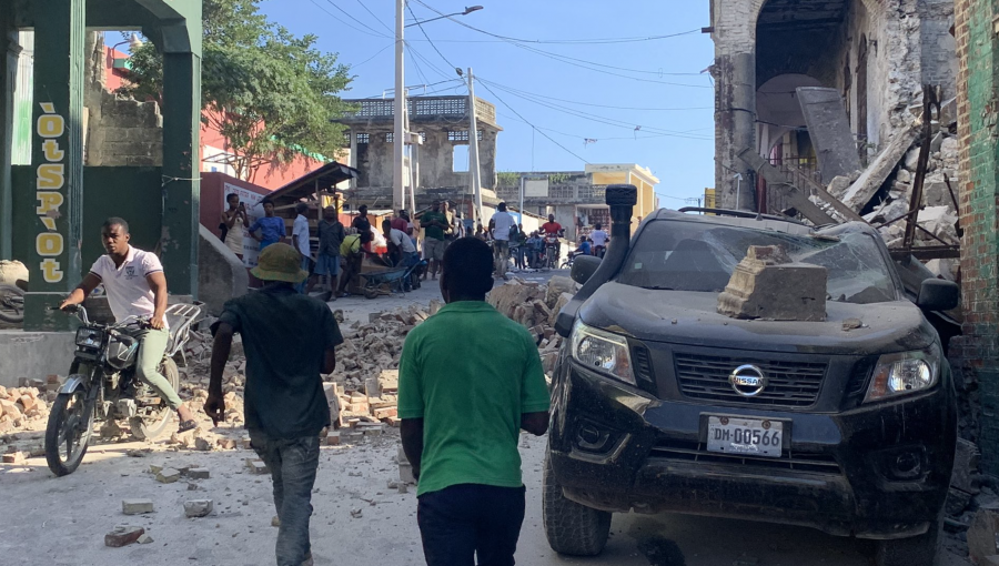 Cifra de fallecidos por terremoto en Haití se eleva a 1.297 personas: heridos llegan a 5.700