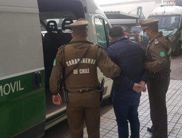 Detienen a dos sujetos que se transportaban en auto robado y con inhibidores de señal en Concón