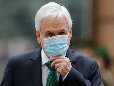 Presidente Piñera llama a candidatos a "pensar en Chile" y hacer "campañas que dejen huellas y no cicatrices"