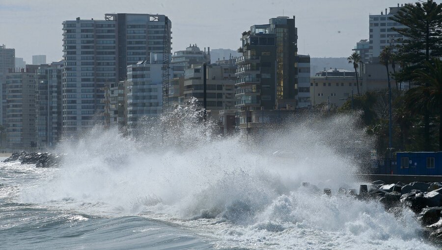 Emiten aviso especial de marejadas que afectarán al borde costero desde este jueves y hasta el sábado