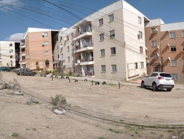 Vecinos de conjunto habitacional «Los Lirios» de Quilpué obtienen subsidio para mejorar sus viviendas