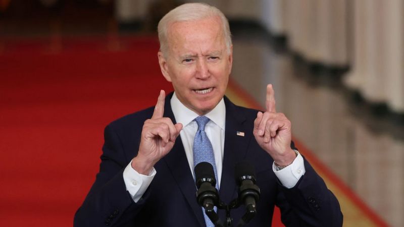 "No hemos terminado con ustedes": Biden amenaza a ISIS-K tras la salida de las tropas de EE.UU. de Afganistán