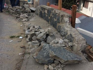 Intervienen muro de contención que fue dañado tras accidente vehicular en Viña del Mar