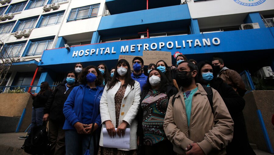 "No es el momento": Colegio Médico llama a postergar reducción de camas en Hospital Metropolitano por obras del Costanera Center