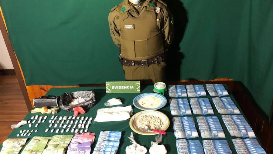 Investigación de Carabineros concluye con cinco detenidos y la incautación de 1 kilo de droga en San Antonio