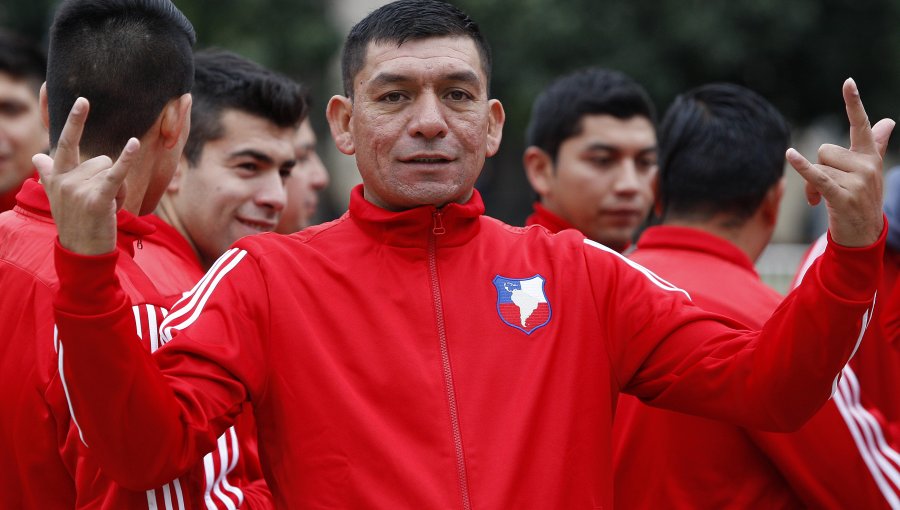 Sorprenden a ex jugador Francisco Huaquipán intentando ingresar drogas y celular a la cárcel