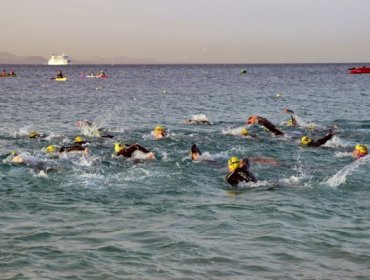 Confirmado: Nadar en el mar es más peligroso para la salud que hacerlo en piscinas