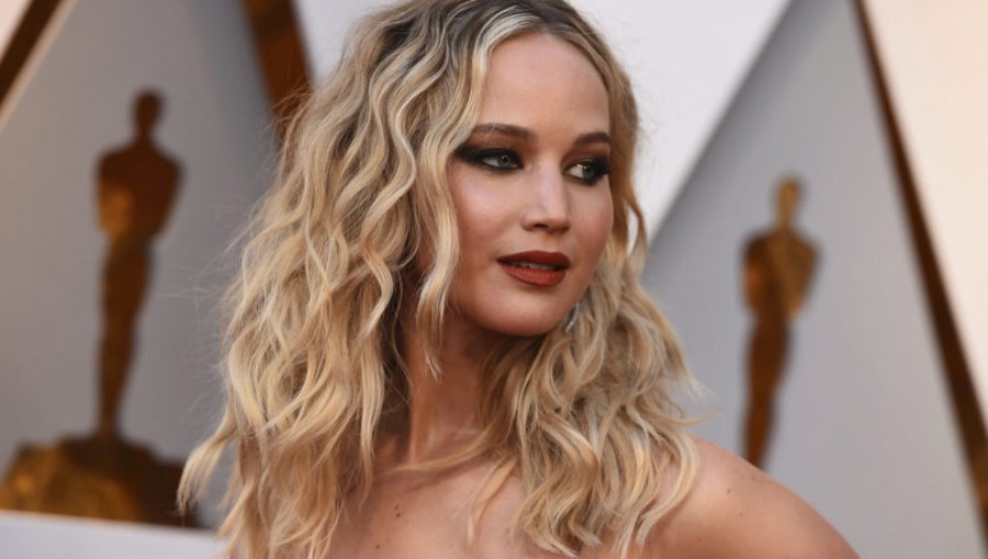 Jennifer Lawrence se encuentra esperando su primer hijo, junto a su esposo Cooke Maroney